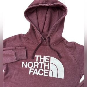 The North Face Women’s Size‎ Medium Spell Out Hoodie Maroon Outdoor Wear Gear